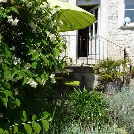 Bed & Breakfast La Maison De Madame Baudy *
