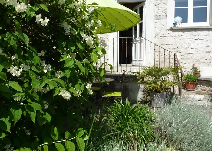 Nocleg ze śniadaniem La Maison De Madame Baudy 4*