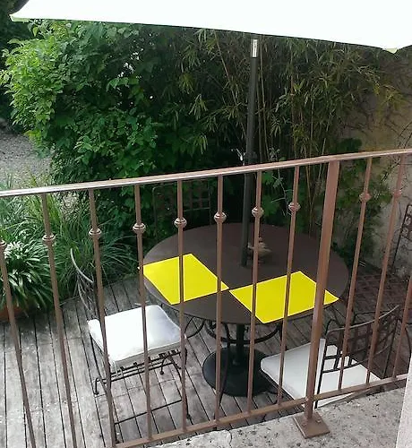 Bed and breakfast La Maison De Madame Baudy 4*